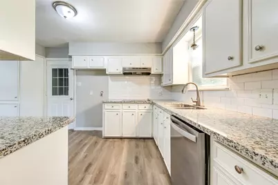2537 N 21st Avenue N, Texas City, TX 77590 - Photo 11