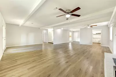 2537 N 21st Avenue N, Texas City, TX 77590 - Photo 5