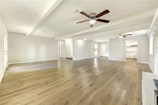 2537 N 21st Ave N, Texas City, TX 77590 - Photo 5