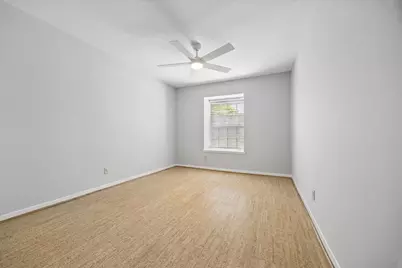 9025 Gaylord Drive #109, Houston, TX 77024 - Photo 17