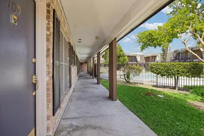 9025 Gaylord Drive #109, Houston, TX 77024 - Photo 21