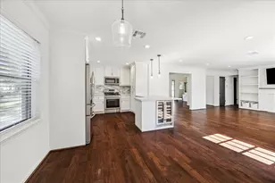 10219 Barwood Dr, Houston, TX 77043 - Photo 15