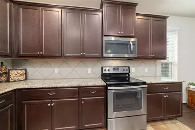 13306 Enchanted Way Drive, Montgomery, TX 77356 - Photo 7