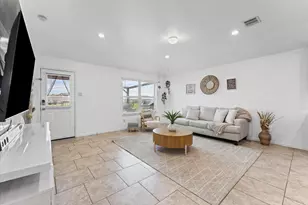 3007 Magellan Ridge Ln, Baytown, TX 77521 - Photo 5