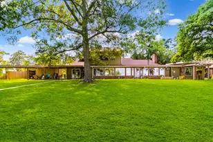 201 Westwood Dr E, Trinity, TX 75862 - Photo 43