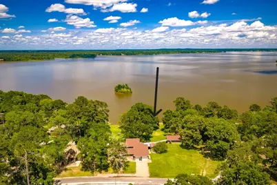 201 Westwood Drive E, Trinity, TX 75862 - Photo 1