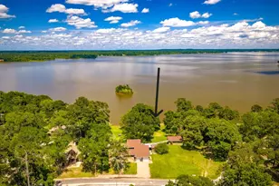 201 Westwood Dr E, Trinity, TX 75862 - Photo 1