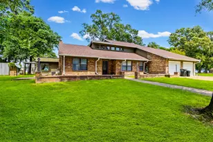 201 Westwood Dr E, Trinity, TX 75862 - Photo 3