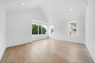 833 W 25th St, Houston, TX 77008 - Photo 17