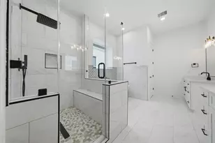 833 W 25th St, Houston, TX 77008 - Photo 23