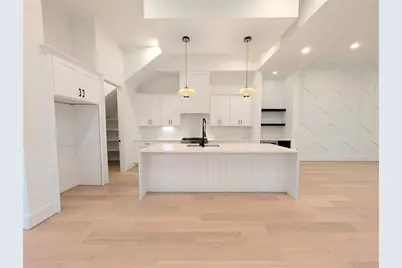 833 W 25th Street, Houston, TX 77008 - Photo 7