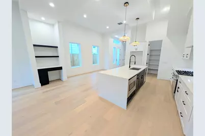 833 W 25th Street, Houston, TX 77008 - Photo 11
