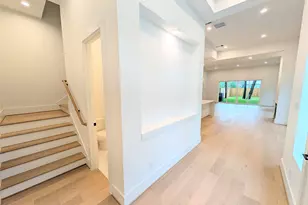 833 W 25th St, Houston, TX 77008 - Photo 15