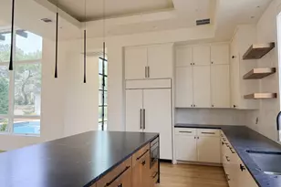 501 Delayne Dr, Austin, TX 78737 - Photo 15