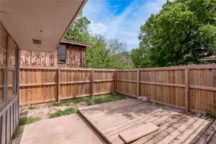 1819 Ave Q, Huntsville, TX 77340 - Photo 33