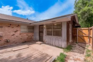 1819 Ave Q, Huntsville, TX 77340 - Photo 35