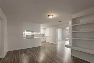 1819 Ave Q, Huntsville, TX 77340 - Photo 13