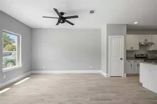 4205 Elmwood St, Houston, TX 77051 - Photo 5