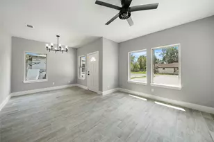 4205 Elmwood St, Houston, TX 77051 - Photo 9