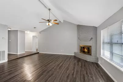 16962 Glen Eagle Drive N, Conroe, TX 77385 - Photo 5