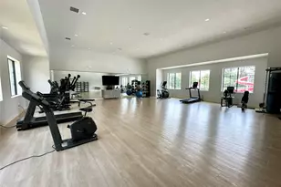 12198 Ridge Top Dr, Conroe, TX 77304 - Photo 23