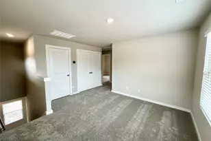 12198 Ridge Top Dr, Conroe, TX 77304 - Photo 11