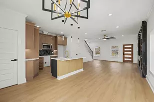 9214 Madera Rd, Houston, TX 77078 - Photo 7