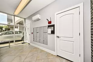 1011 Studemont St, Houston, TX 77007 - Photo 25