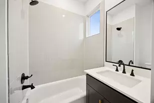 2125 Hoskins Dr, Houston, TX 77080 - Photo 17