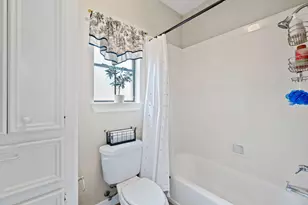 302 River Oaks Dr, Baytown, TX 77523 - Photo 25