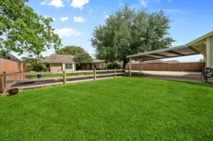 302 River Oaks Dr, Baytown, TX 77523 - Photo 31