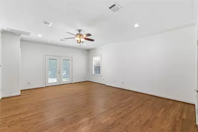 6666 Fairfield Street, Houston, TX 77023 - Photo 9