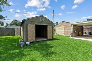 10906 Keese Dr, Houston, TX 77089 - Photo 37