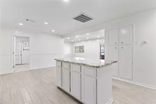 10906 Keese Dr, Houston, TX 77089 - Photo 11