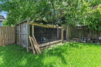 10906 Keese Drive, Houston, TX 77089 - Photo 41