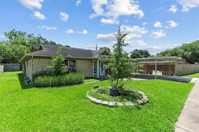10906 Keese Drive, Houston, TX 77089 - Photo 3