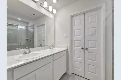 18738 Timber Glen Drive, Conroe, TX 77316 - Photo 17