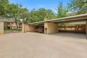 12907 Trail Hollow Dr, Houston, TX 77079 - Photo 35