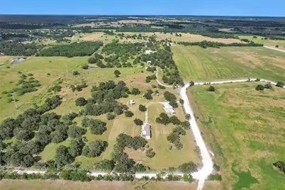 8908 County Road 279, Bedias, TX 77831 - Photo 23