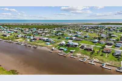 1868 County Road 201, Sargent, TX 77414 - Photo 5