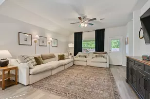 1917 Thorndyke Ln, Bryan, TX 77807 - Photo 9