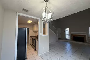 9333 Pagewood Ln, Houston, TX 77063 - Photo 5