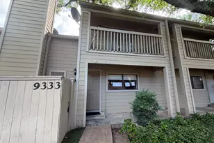 9333 Pagewood Ln, Houston, TX 77063 - Photo 3