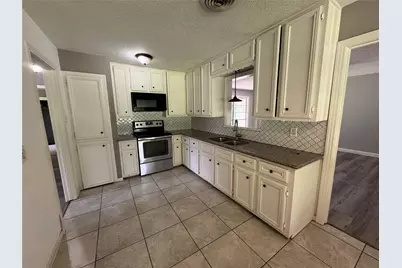311 Alta Vista Drive, Pasadena, TX 77502 - Photo 3