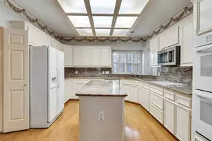 1815 High Gate Ct, Sugar Land, TX 77478 - Photo 15