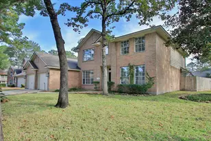 2 Sweet Birch Pl, The Woodlands, TX 77382 - Photo 3