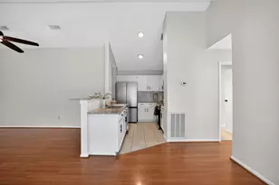 30 Camberwell Ct, The Woodlands, TX 77380 - Photo 15