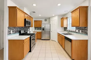 19315 Summer Island Way, Richmond, TX 77407 - Photo 5
