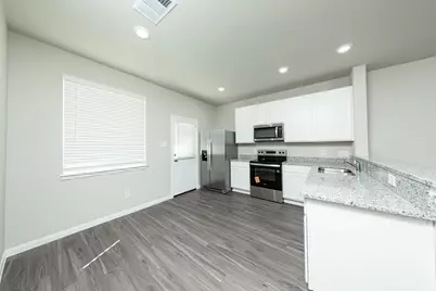 8127 Vanilla Orchid Drive, Houston, TX 77016 - Photo 5