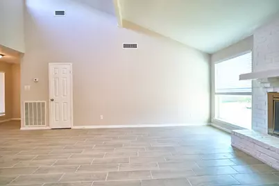 7214 Westbranch Drive, Houston, TX 77072 - Photo 5